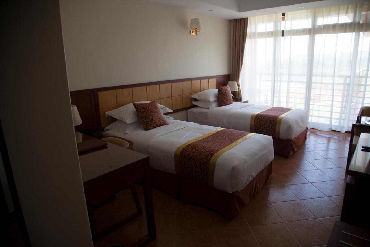 Hotel Triangle Mbarara Bagian luar foto